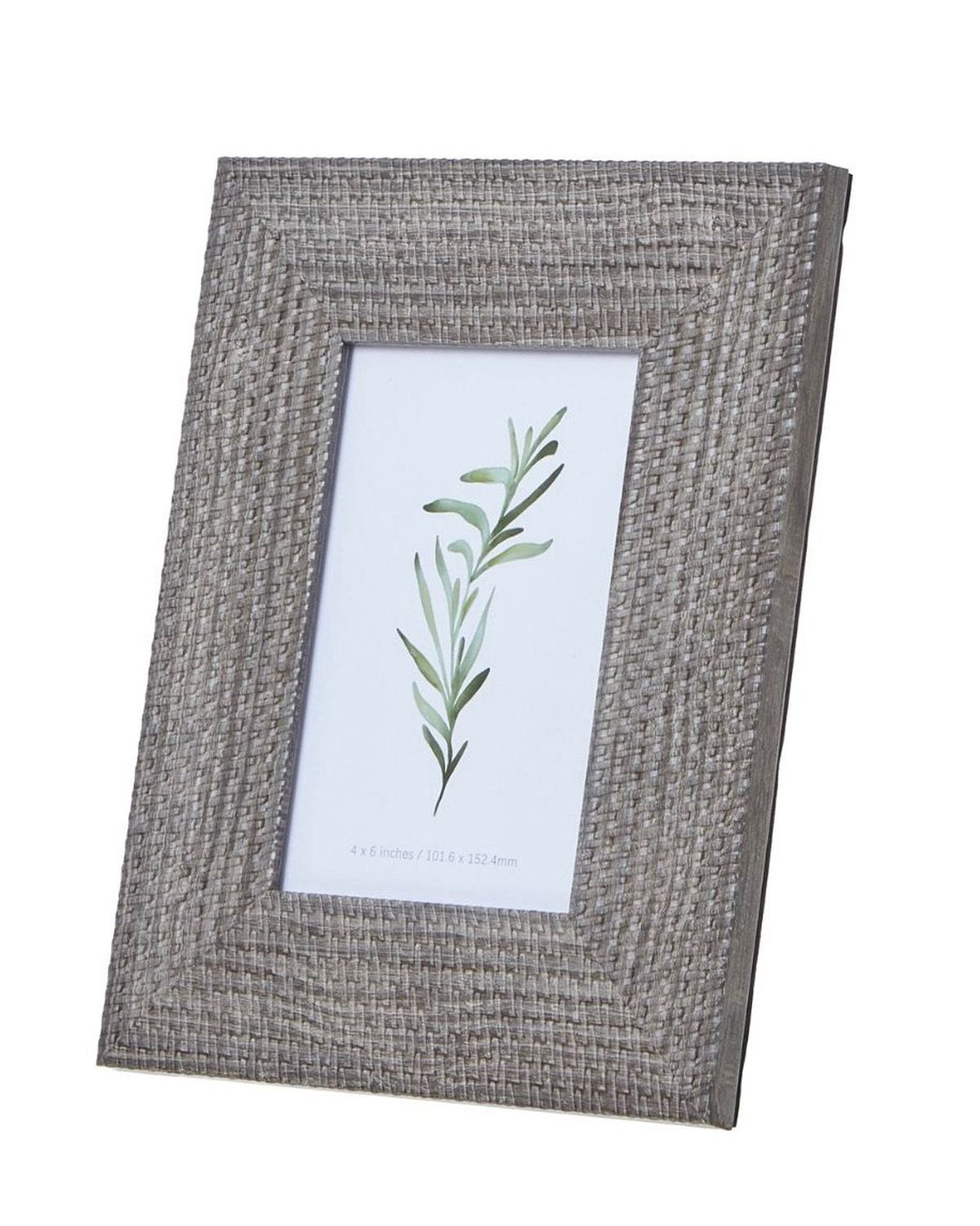 Neutral wooden photo frame with woven border, ideal for 4x6 photos, from Hill Interiors. Elegant and natural home decor accessory.