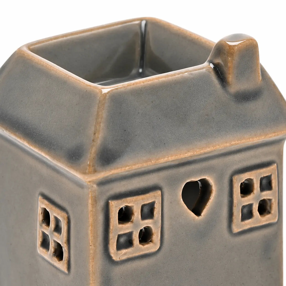 Widdop & Co grey ceramic house shaped wax melt burner, detailed view