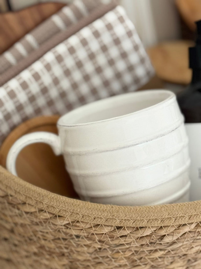 Spring-themed New Home Gift Basket by Lulu Loves Home featuring cozy home decor and thoughtful gifts for new homeowners.