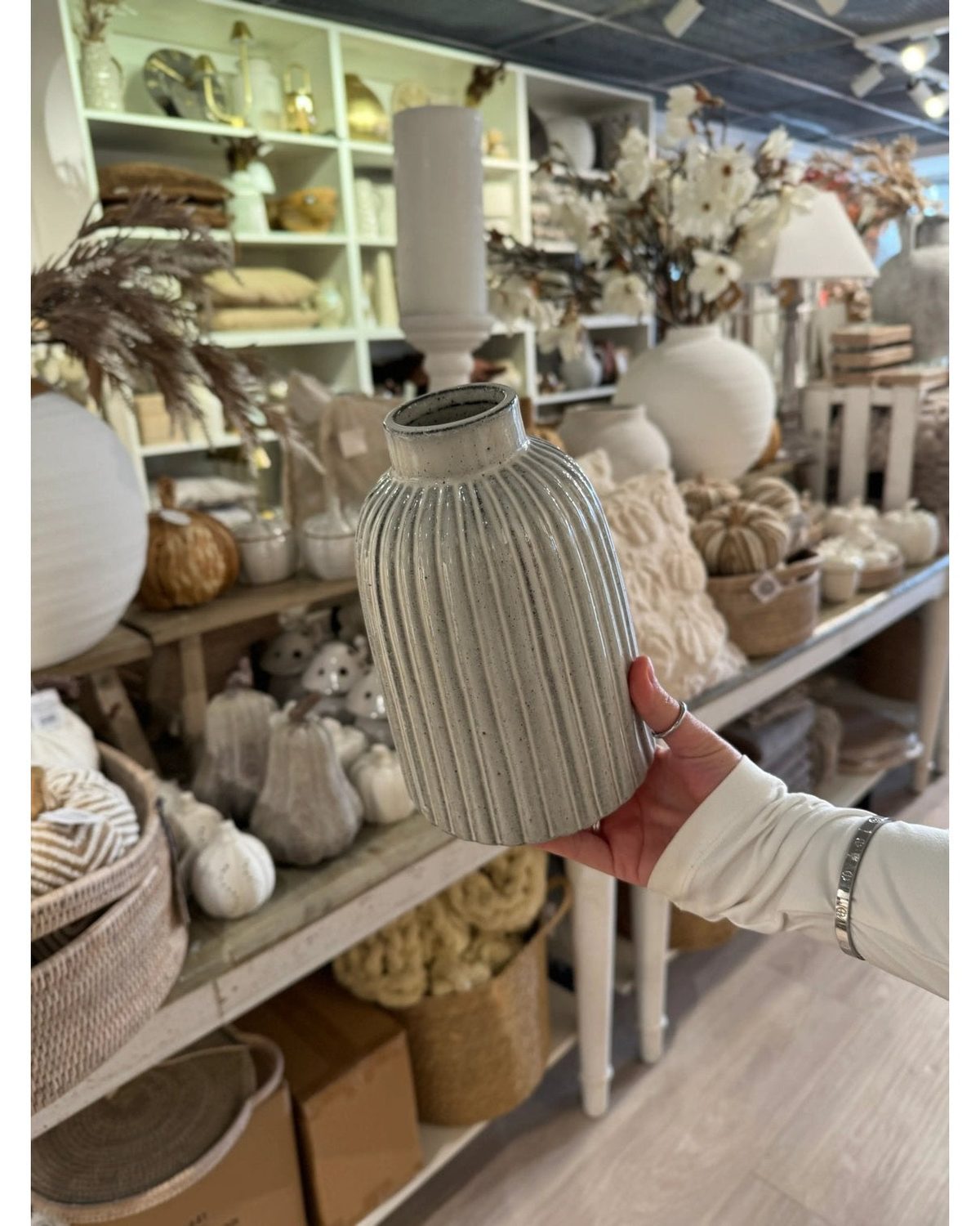 Monte Medium Ribbed Vase - VasesVases - Lulu Loves Home