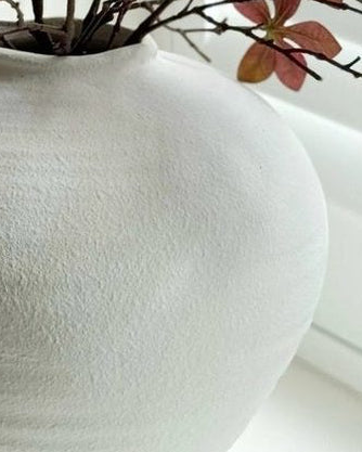 Regola Matt White Stone Vase