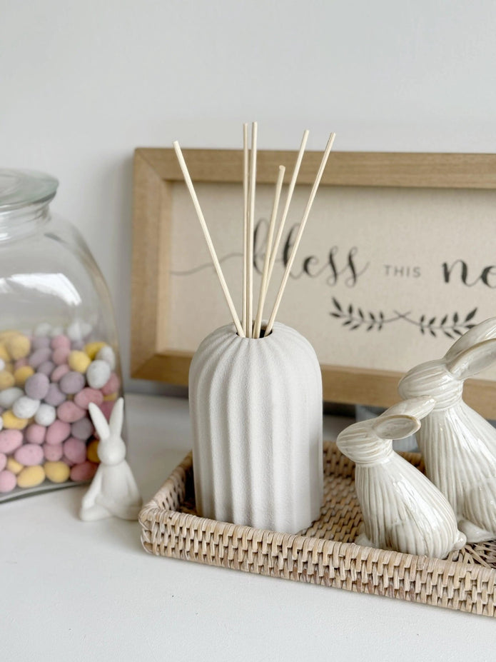 Ribbed Bud Vase - Lulu Loves Home