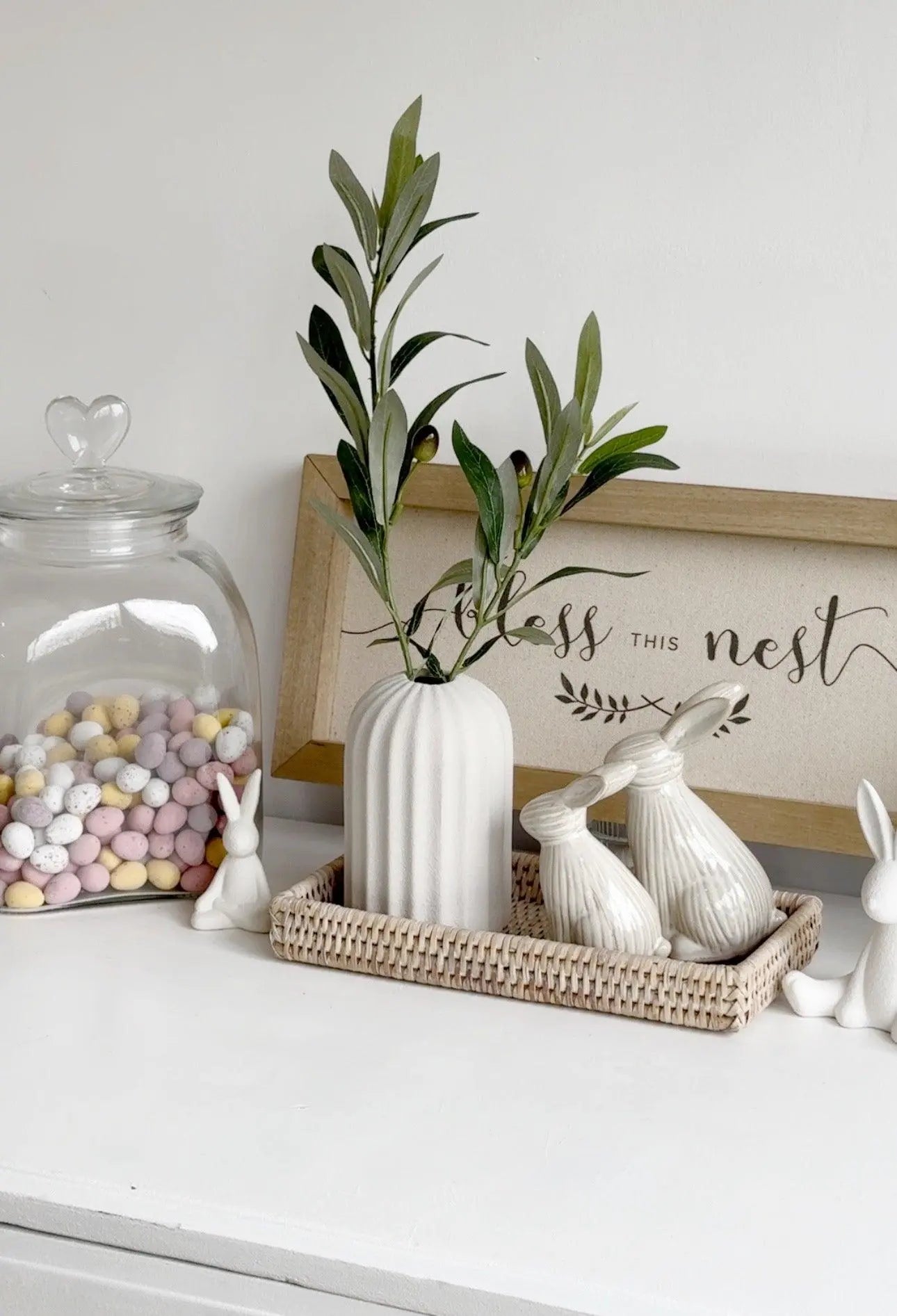 Ribbed Bud Vase - Lulu Loves Home