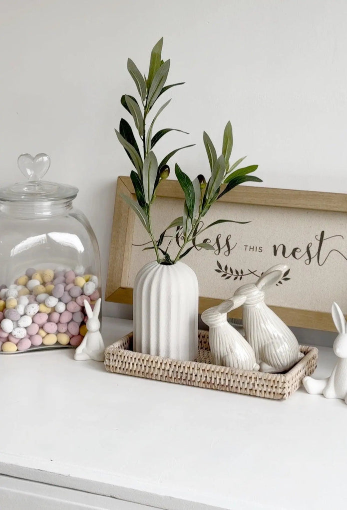 Ribbed Bud Vase - Lulu Loves Home