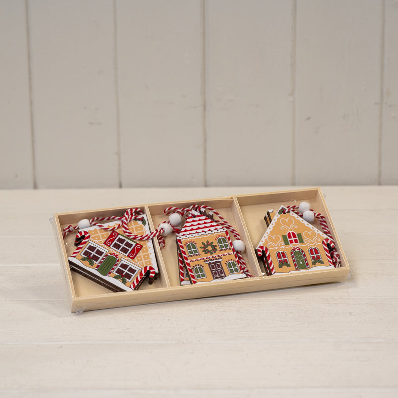 Hanging Gingerbread Houses – Set of Six, W 7 x D 1 x H 7 cm