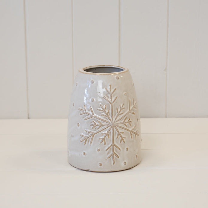 Frosted Snowflake Vase – Short Frosted Snowflake Vase, W 12 x D 12 x H 15 cm, porcelain