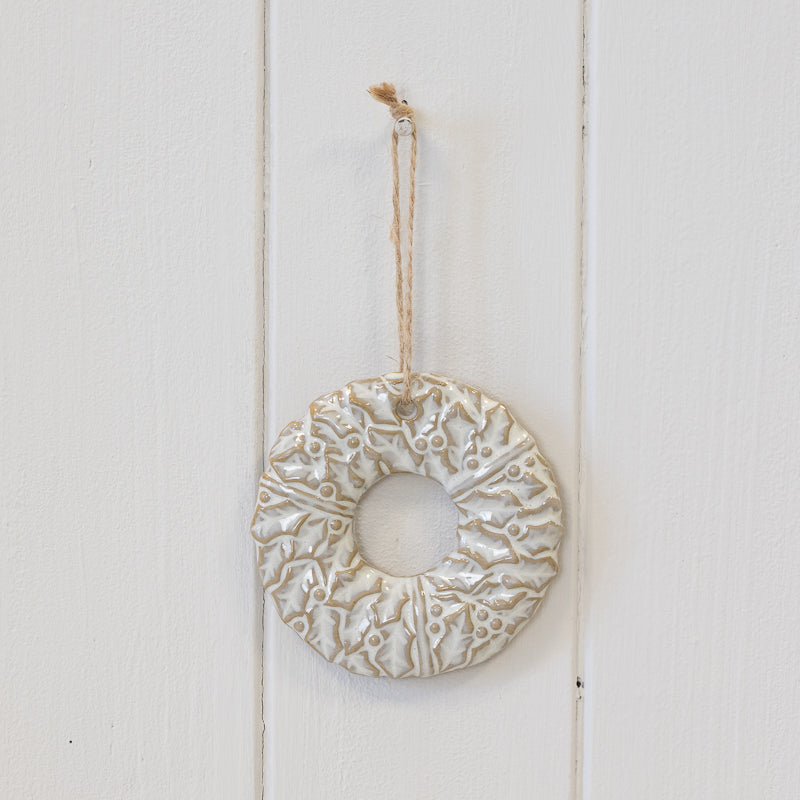 Ceramic Natural Hanging Wreath – Ceramic Natural Hanging Wreath, W 8 x D 8 x H 1 cm, porcelain