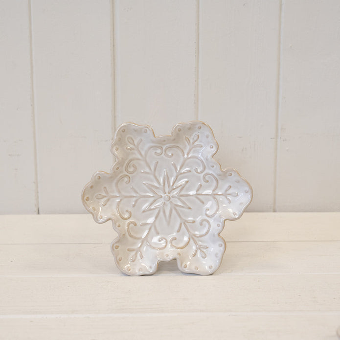 Ceramic Natural Snowflake Plate – Ceramic Natural Snowflake Plate Small, W 16 x D 14 x H 3 cm, porcelain