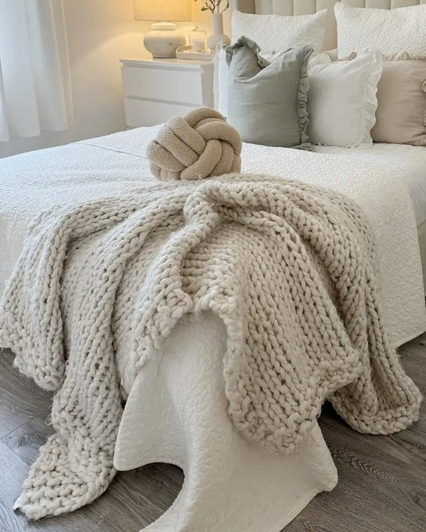 Cream chenille chunky knit blanket throw from Starlight Express, soft and cozy king-size blanket for home decor and comfort.