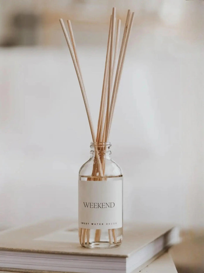 Sweet Water Decor - Clear Glass Reed Diffuser - Weekend - Reed DiffuserReed Diffuser - Lulu Loves Home