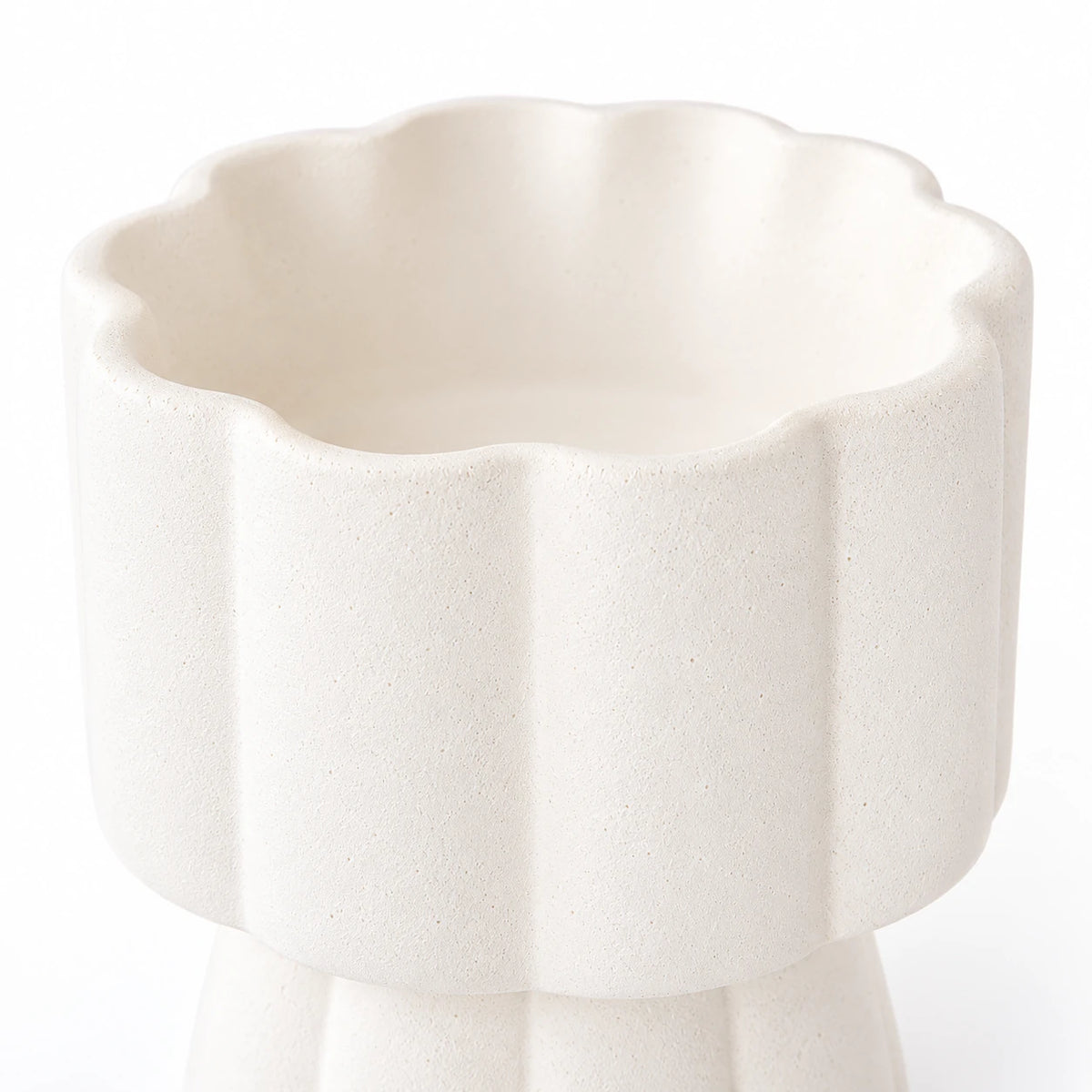 White scalloped pedestal wax melt and oil burner by Something Different Wholesale
