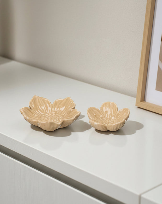 Set of two Wikholmform Ingrid Flower beige trinket dishes for home decor, featuring floral design and elegant ceramic craftsmanship.