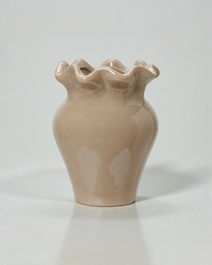 Evelina beige small vase by Wikholmform, a stylish ceramic vase with a smooth finish and compact design.