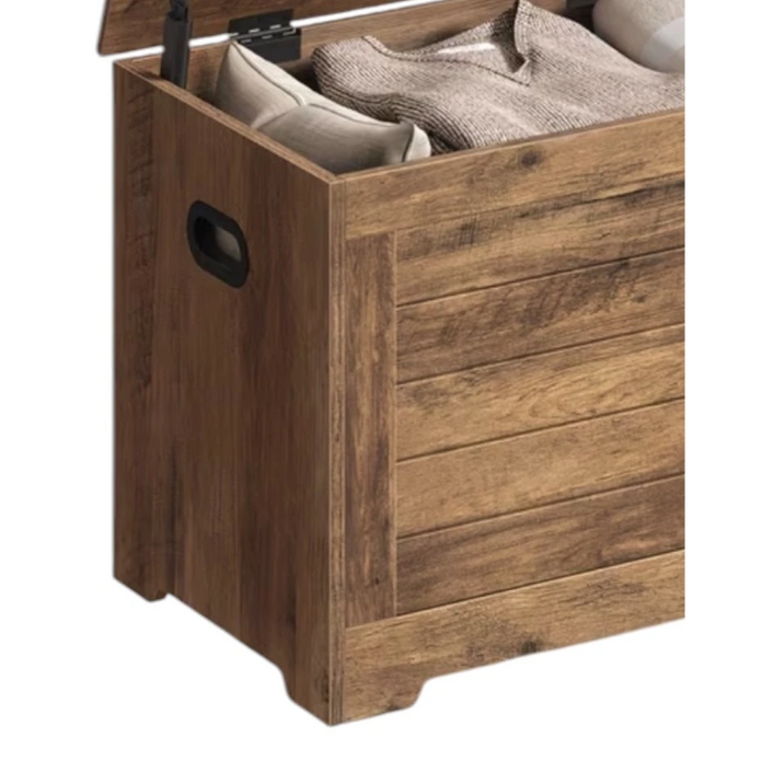 Starlight Express wooden storage trunk with lid, sturdy furniture piece ideal for living room or bedroom organization